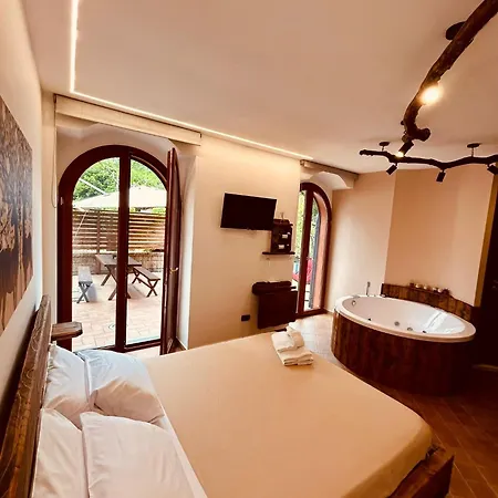 Capodimonte Vendégház 4*