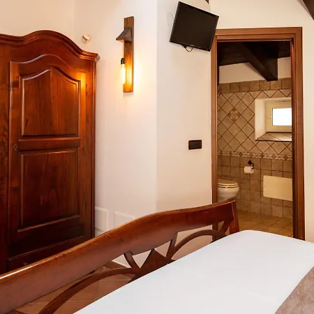 Pensjonat Capodimonte 4*